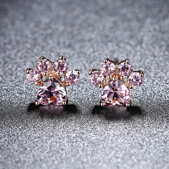 ❤️4 for $20 Sale❤️Pink swarovski element earring - Picture 4 of 4